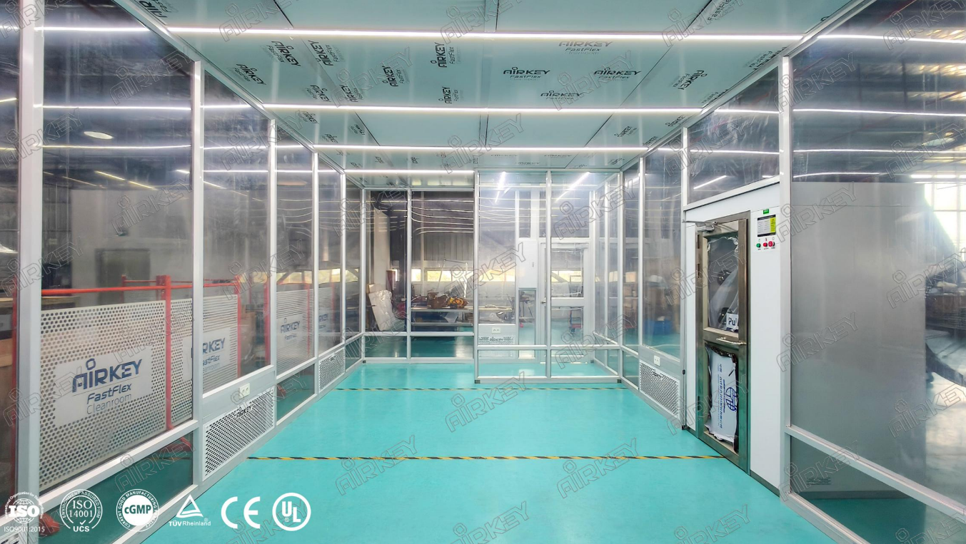 Anti-static modular cleanroom for precision plastic processing