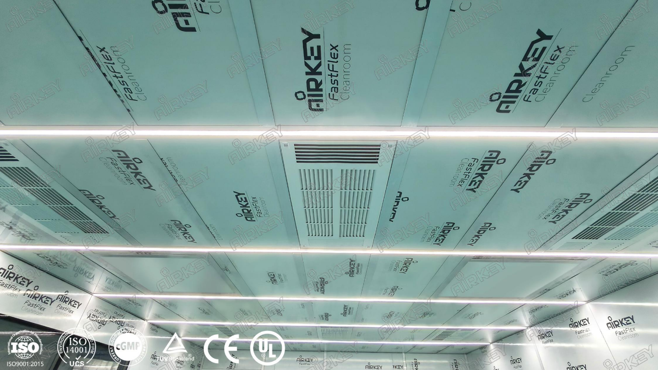 AIRKEY delivered a 41㎡ ISO 7 modular cleanroom in Zhuhai for smart door lock camera module assembly, featuring environmental control, factory pre-assembly and ISO 14644 compliance.
